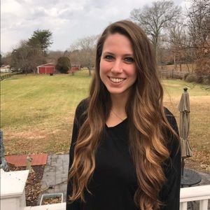 Meet your Posher, Dani